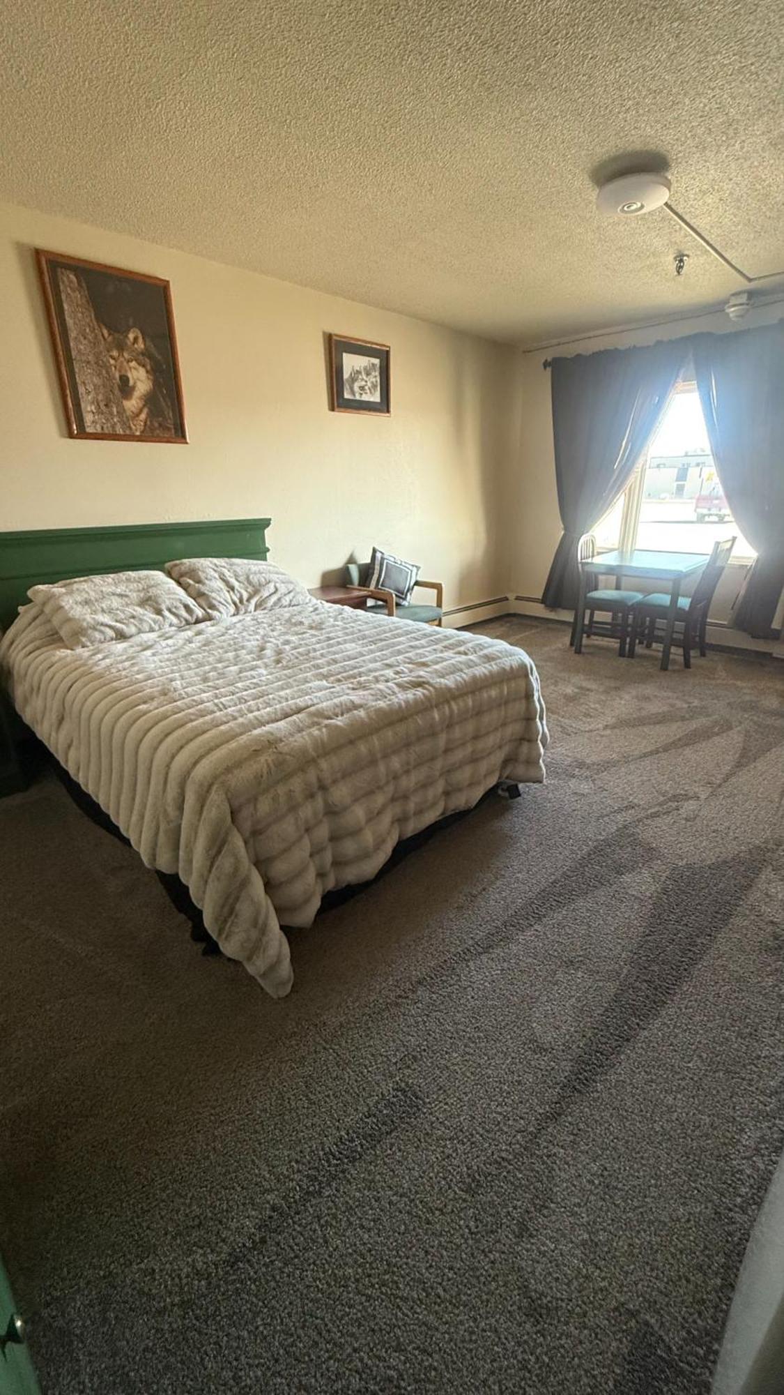 The Kenai Inn ภายนอก รูปภาพ